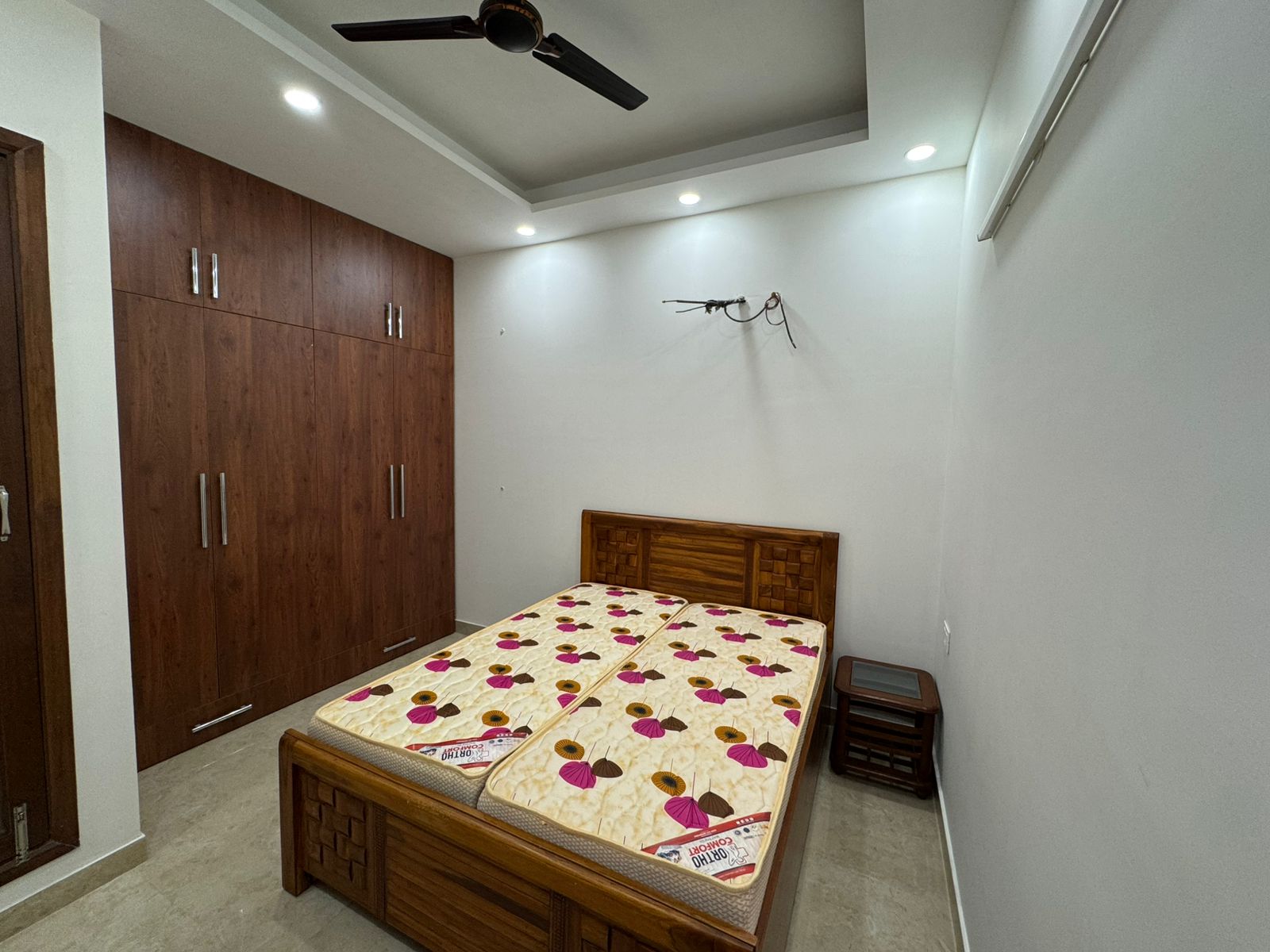 3 BHK + Pooja Room Builder Floor For Rent in Sector 23