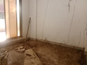 Building Lobby in 1 BHK Builder Floor at Shubh Dream Corner, Karanjade – for Sale