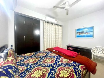 Bedroom in 3 BHK Apartment at Supertech Cape Town, Sector 74 – for Rent