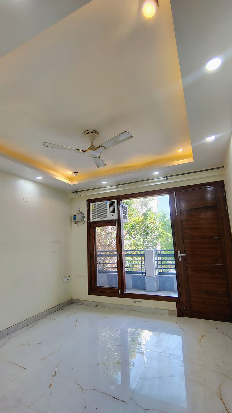 Room, dlf-city-gurgaon 5 Bedroom 4586 Sq.Ft. Builder Floor In Sector 27 Gurgaon 8741953