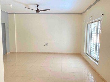 Bedroom in 2.5 BHK Apartment at Rambaug Colony – for Rent
