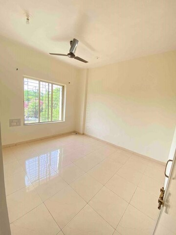 Bedroom in 2.5 BHK Apartment at Rambaug Colony – for Rent