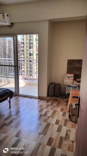 Room in 2 BHK Apartment at Emenox Brave Hearts, Raj Nagar Extension – for Sale