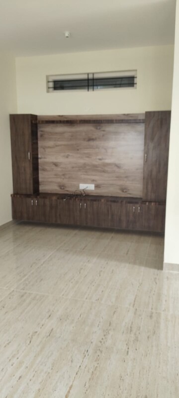 Room in 2 BHK Builder Floor at Jp Nagar Phase 7 – for Rent