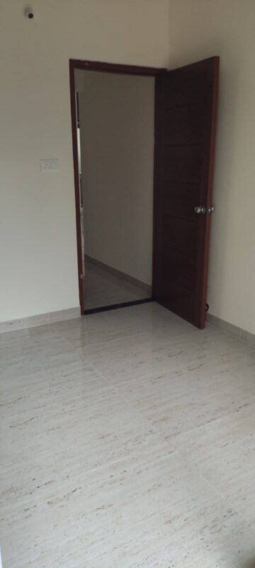 Room in 2 BHK Builder Floor at Jp Nagar Phase 7 – for Rent