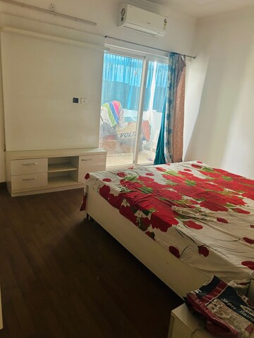 Bedroom in 4 BHK Apartment at Supertech Cape Town, Sector 74 – for Rent