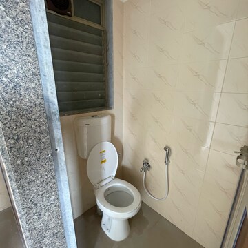 Bathroom in 1 BHK Apartment at Goregaon East – for Rent