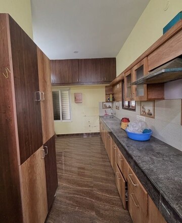 Kitchen in 3 BHK Builder Floor at Sector 33 – for Rent