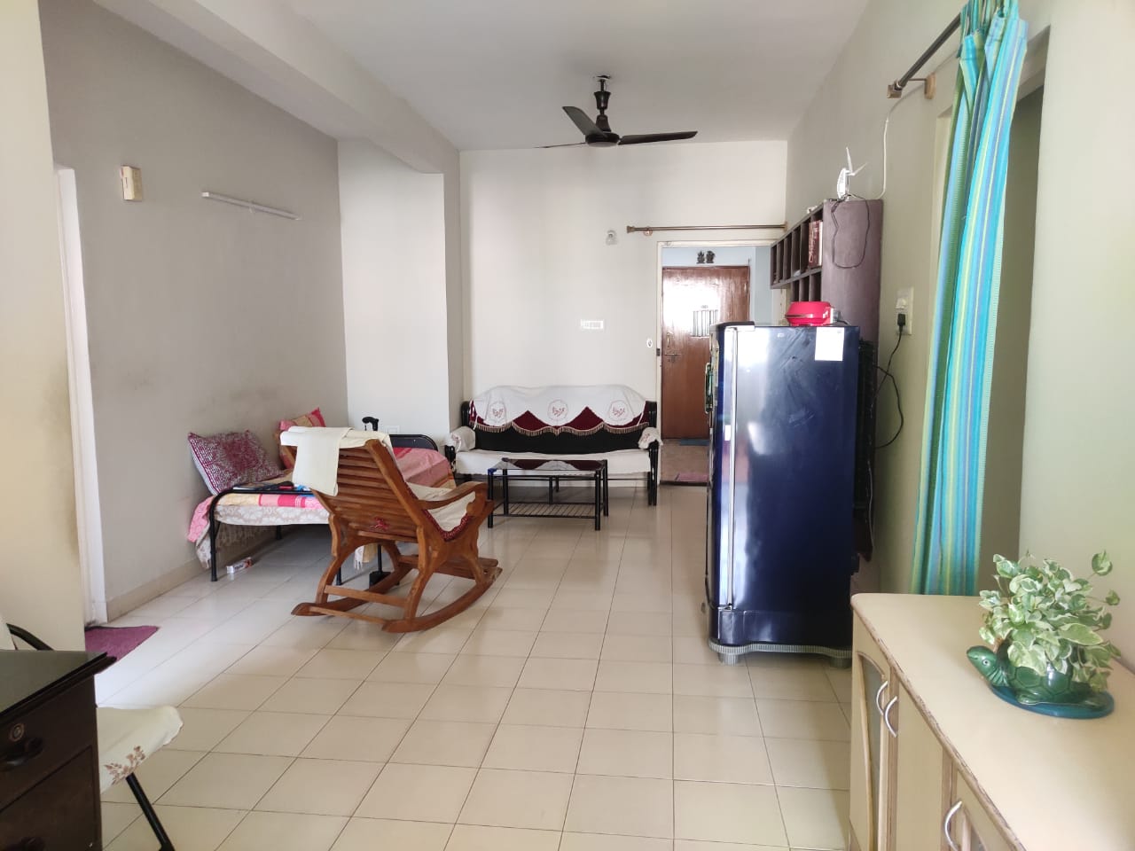 2 BHK + Extra Room Apartment For Sale in Benaka Towers