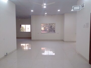 Room in 3 BHK Apartment at Prabhat Road – for Sale