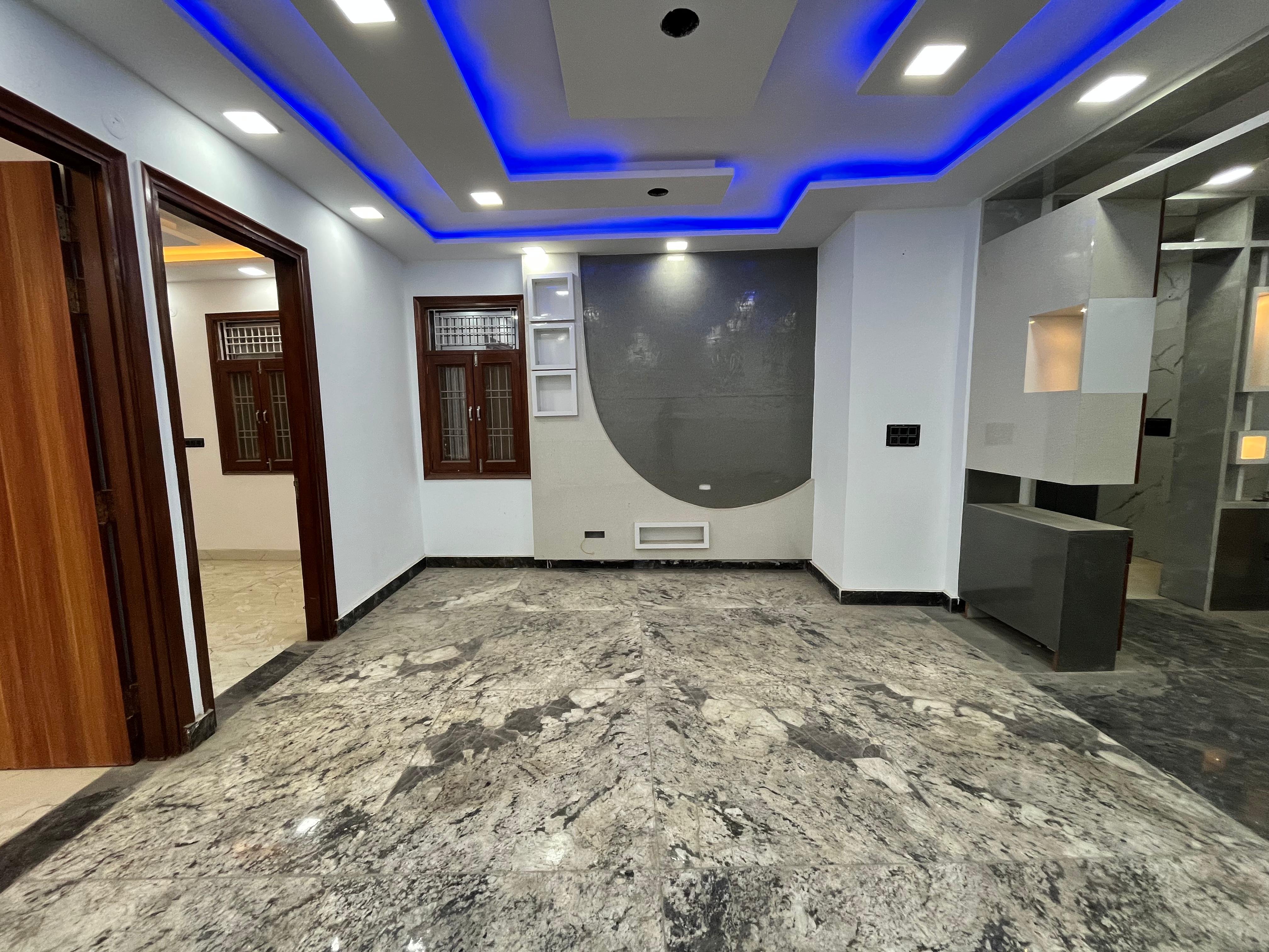3 BHK + Extra Room Builder Floor For Sale in Tomar Colony