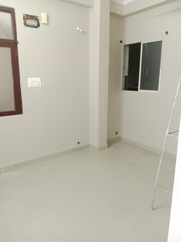 Room in 2 BHK Apartment at Banjara Hills – for Rent