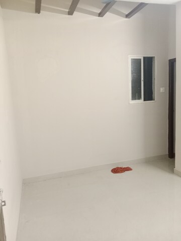 Room in 2 BHK Apartment at Banjara Hills – for Rent