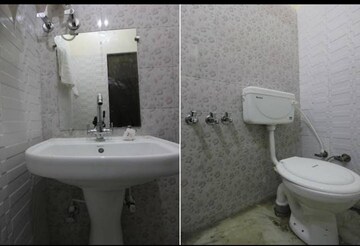 Bathroom in  Pg at Sector 62 – for Rent