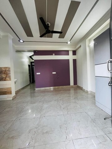 Room in 2 BHK Apartment at Saket – for Rent