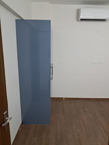 Room in 3 BHK Apartment at Shapoorji Pallonji Joyville Phase 2, Sector 102 – for Rent