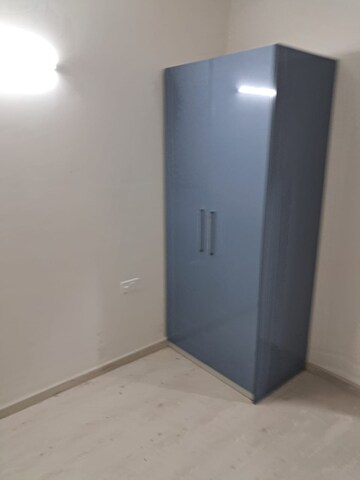 Room in 3 BHK Apartment at Shapoorji Pallonji Joyville Phase 2, Sector 102 – for Rent