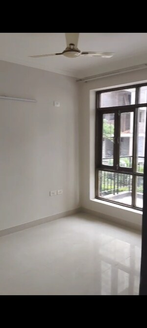 Room in 3 BHK Apartment at Lotus Elise, Sector 99 – for Sale