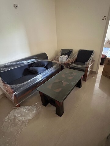 2 BHK Apartment For Rent in Shree Vardhman Mantra, Sector 67