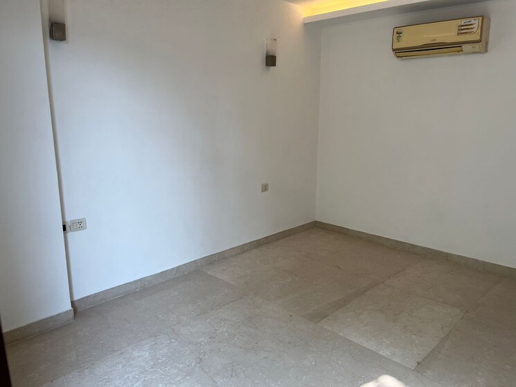 Room, green park 3 Bedroom 1800 Sq.Ft. Apartment In Green Park Delhi 8743493