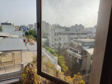  Office Space – Exterior View View at Mithakhali - for Rent