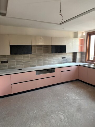 Kitchen in 3 BHK Builder Floor at Vastu Apartments, Sector 55 – for Rent