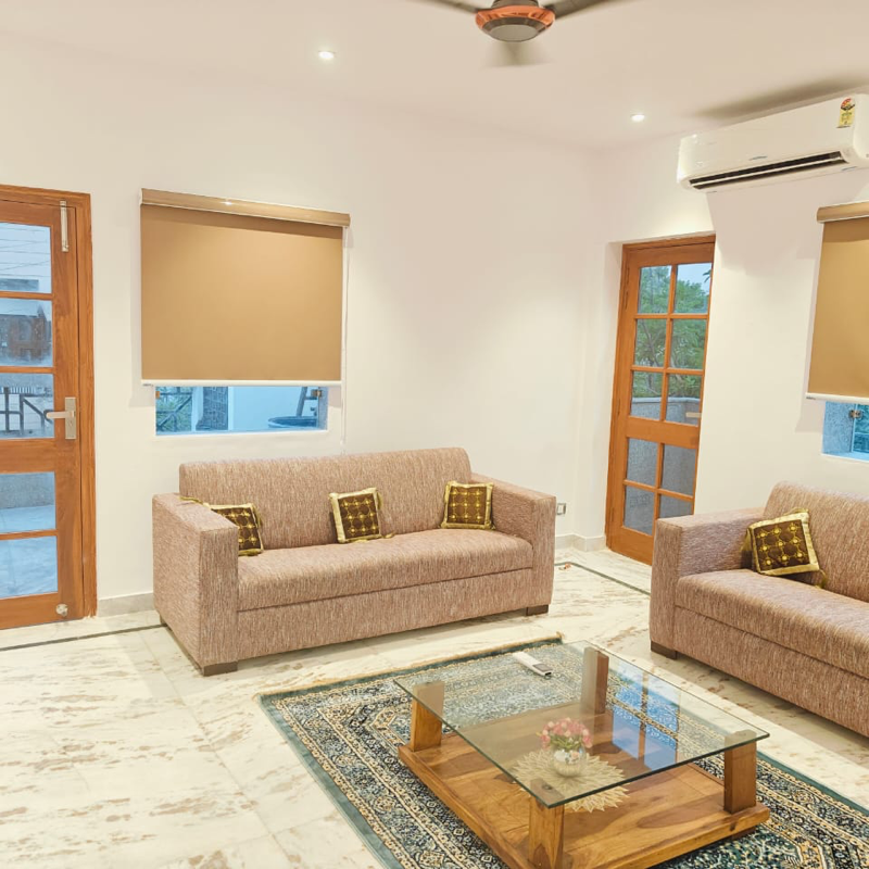 2 BHK Builder Floor For Rent in Jangpura