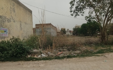 Plot For Sale in Singhu