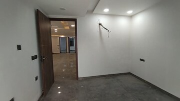 Room in 4 BHK Builder Floor at Burari – for Sale