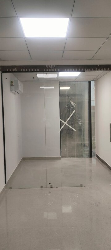  Office Space For Rent in Sector 63