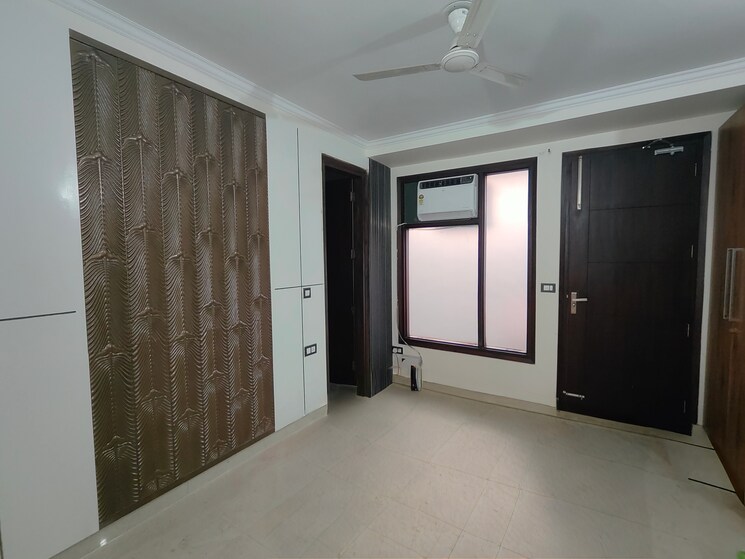 Room, housing-board-colony-sector-51 3 Bedroom 2260 Sq.Ft. Builder Floor In Sector 51 Gurgaon 8743928