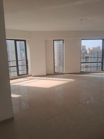 Room in  Office Space at Ashram Road – for Rent