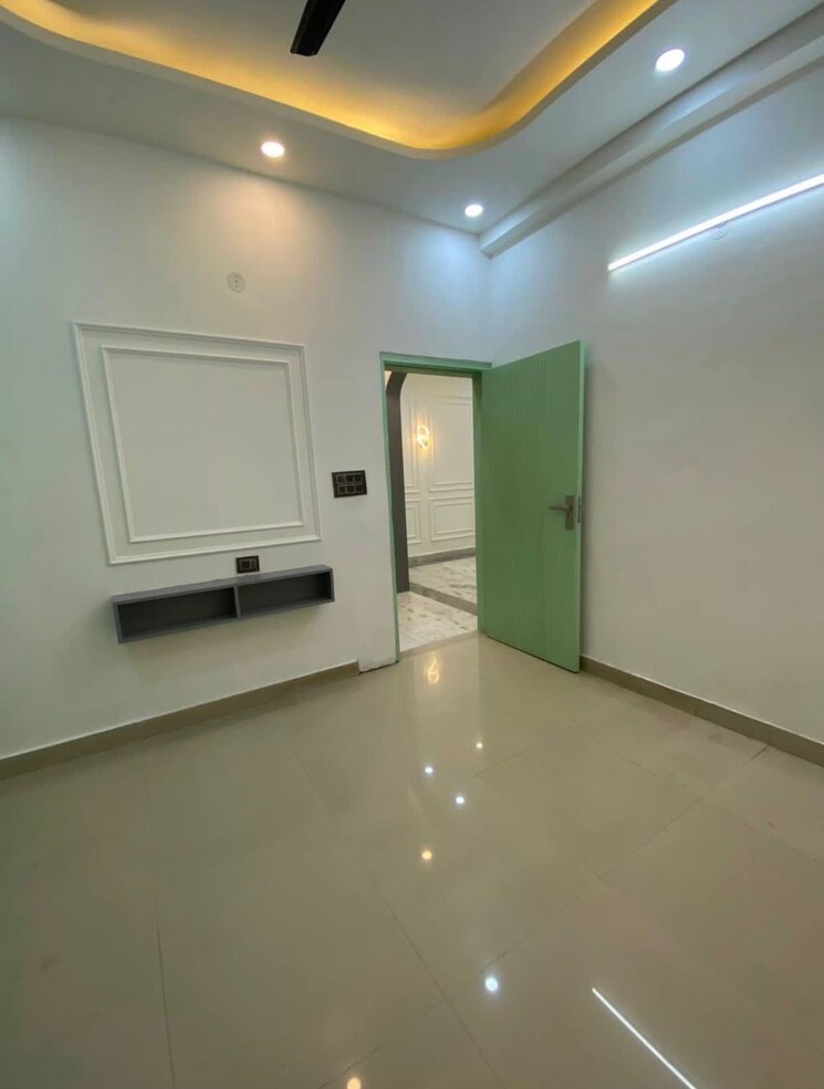 Room, niti khand i 3 Bedroom 1250 Sq.Ft. Builder Floor In Niti Khand I Ghaziabad 8743956