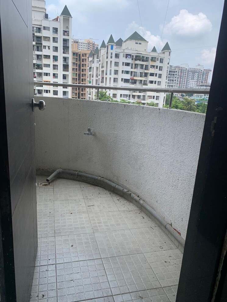 Balcony, vedant-kingston-atlantis 2 Bedroom 860 Sq.Ft. Apartment In Nibm Annexe Pune 8743960
