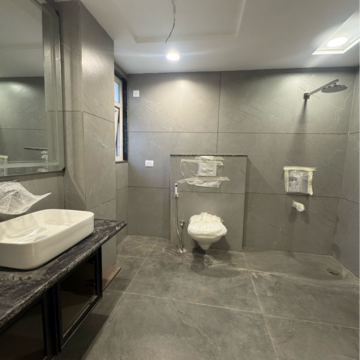 Bathroom in 4 BHK Builder Floor at South City 2 – for Sale