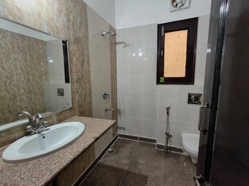 Bathroom in 3 BHK Builder Floor at Relaxo Apartment, Sector 46 – for Rent