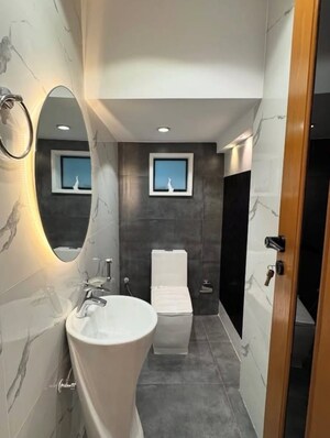 Bathroom in 3 BHK Builder Floor at Sector 32 – for Sale