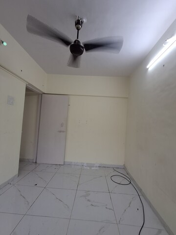 Bathroom in 1 BHK Apartment at Gokul view CHS, Kandivali East – for Rent