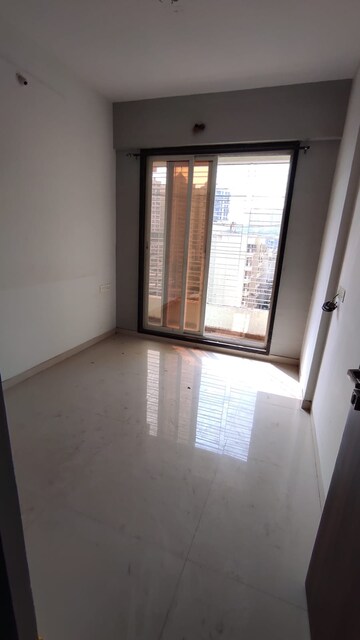 Room in 3 BHK Apartment at Sai Krupa Urbanville, Khadakpada – for Sale