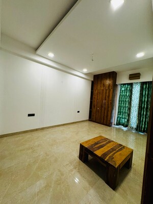 Bedroom in 3.5 BHK Builder Floor at Ansal Esencia - Amara Villas, Sector 67 – for Sale