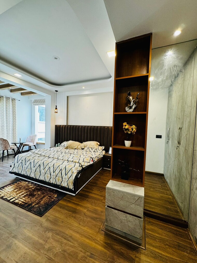 Bedroom, ansal-esencia-amara-villas 3.5 Bedroom 218 Sq.Yd. Builder Floor In Sector 67 Gurgaon 8744142