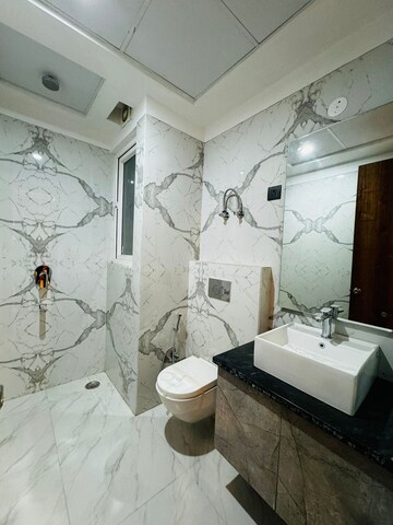 Attached Bathroom in 3.5 BHK Builder Floor at Ansal Esencia - Amara Villas, Sector 67 – for Sale