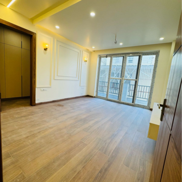 Living Room in 4 BHK Builder Floor at SS Mayfield Gardens, Mayfield Garden – for Sale