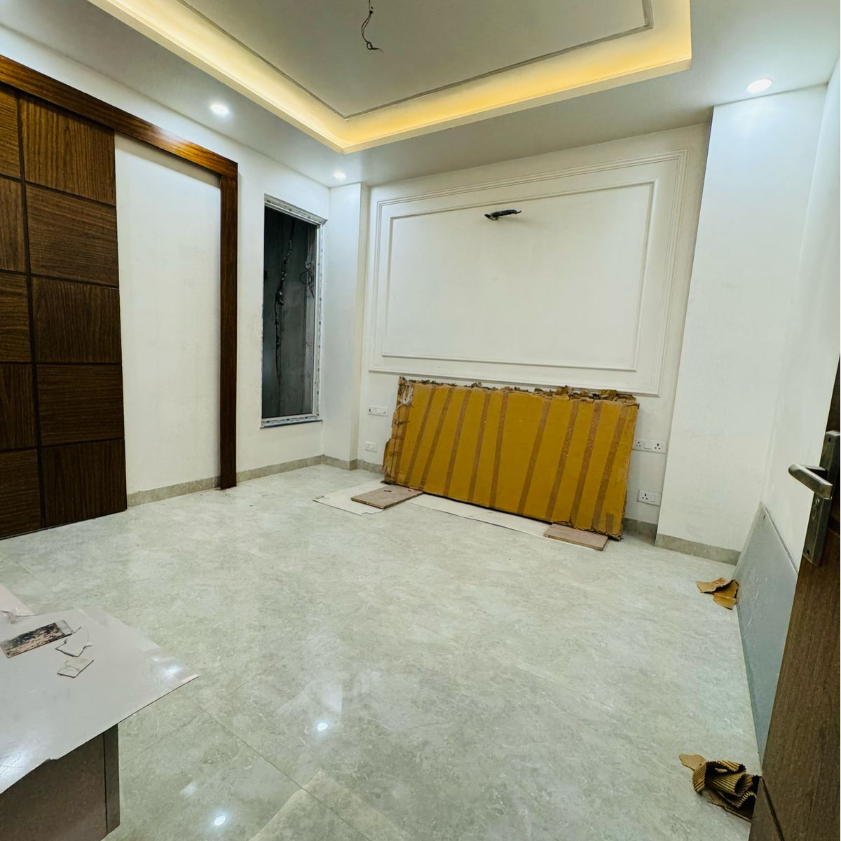 4 BHK + Pooja Room,Servant Room Builder Floor For Sale in SS Mayfield Gardens