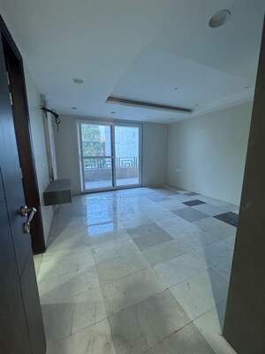 Bedroom in 4 BHK Builder Floor at SS Southend Floors, South City 2 – for Sale