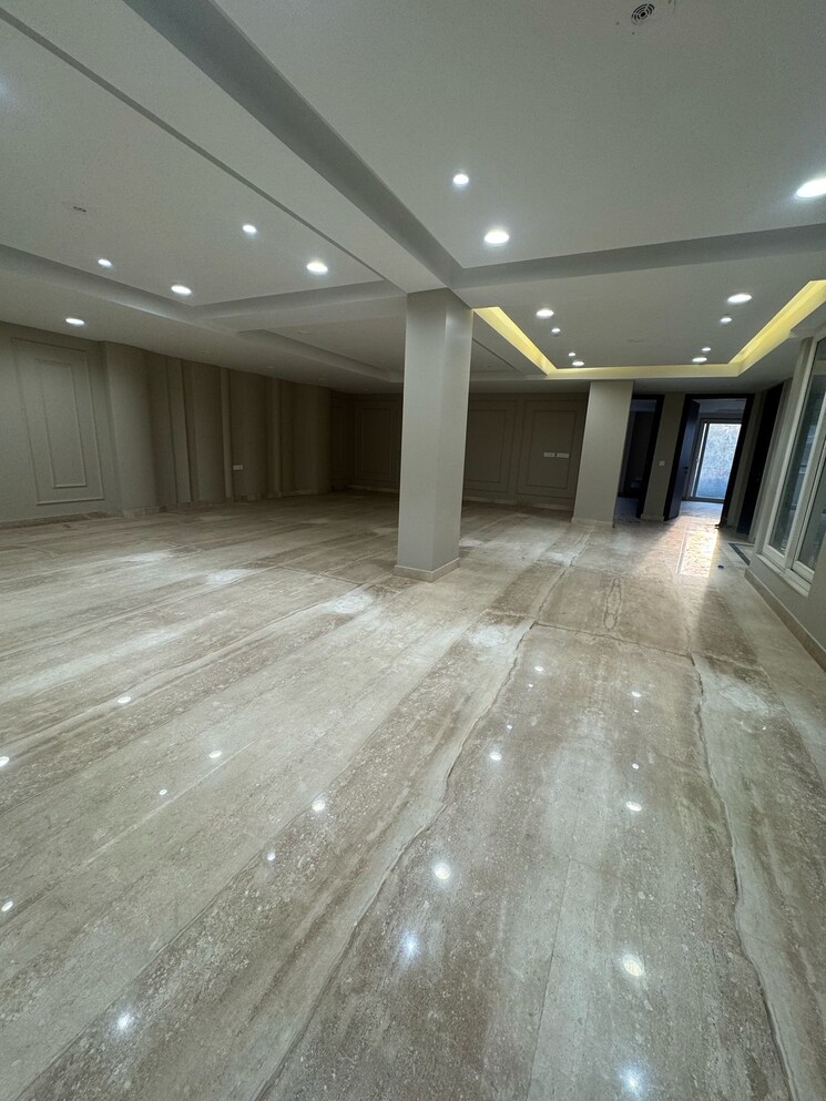 Room, ss-southend-floors 4 Bedroom 502 Sq.Ft. Builder Floor In South City 2 Gurgaon 8744349