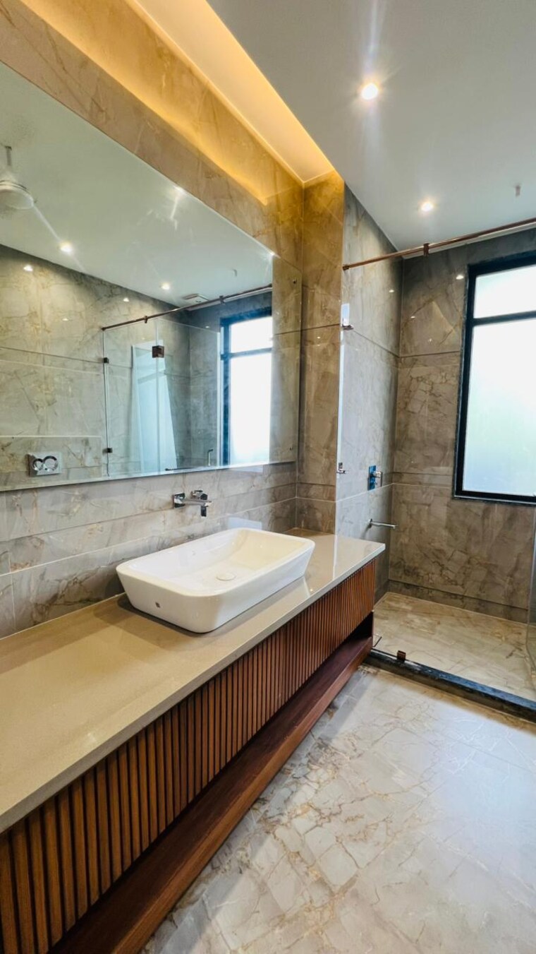 Kitchen, jalvayu-towers 4 Bedroom 502 Sq.Yd. Builder Floor In Sector 56 Gurgaon 8744743