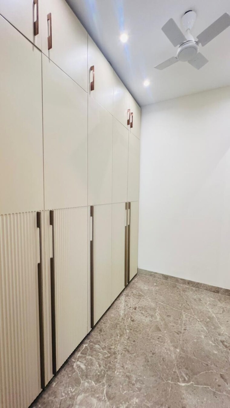 undefined, jalvayu-towers 4 Bedroom 502 Sq.Yd. Builder Floor In Sector 56 Gurgaon 8744743