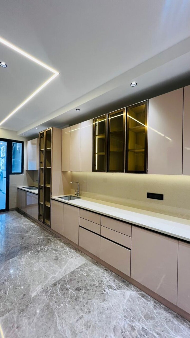 Kitchen, jalvayu-towers 4 Bedroom 502 Sq.Yd. Builder Floor In Sector 56 Gurgaon 8744743