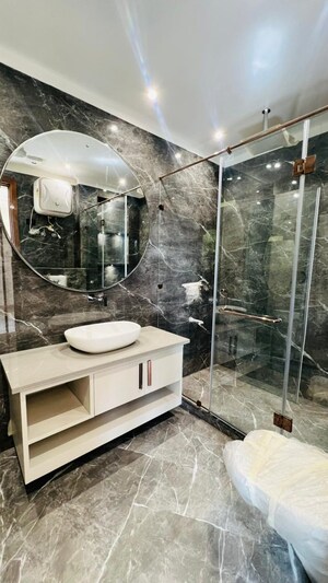 4 BHK Builder Floor – Exterior View View at Jalvayu Towers, Sector 56 - for Sale